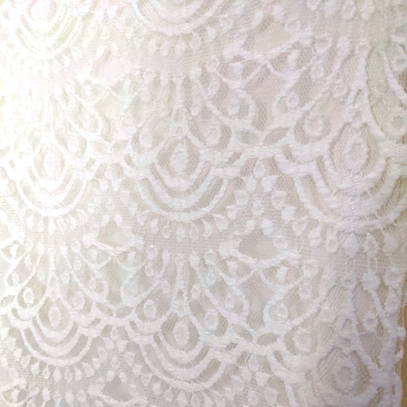 White Lace Bell Sleeve Dress Sz 4 (Divided / H&M) - Picture 4 of 5